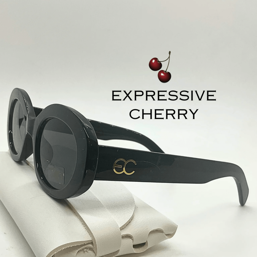 Chloe (Noir) - Expressive Cherry