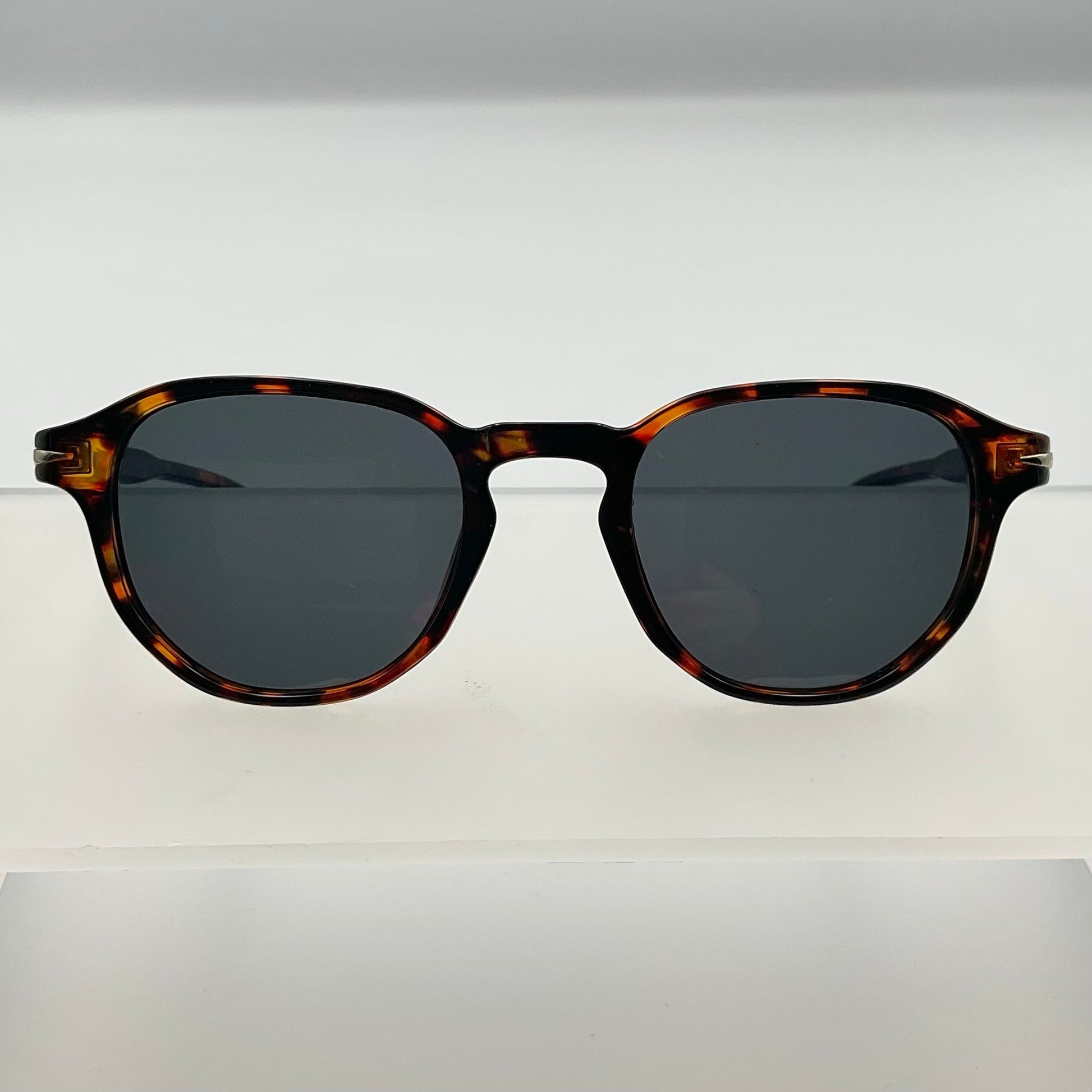 Ezra Frames - Polarised - Expressive Cherry