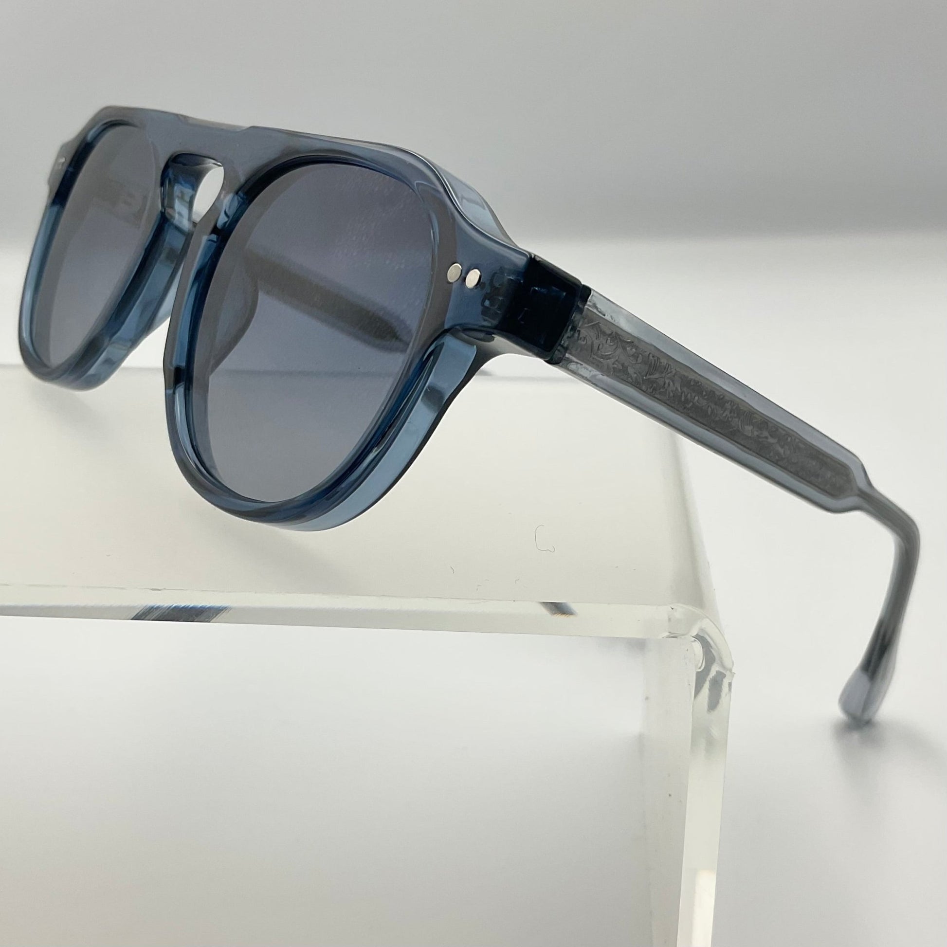 Ghost Frames - Expressive Cherry