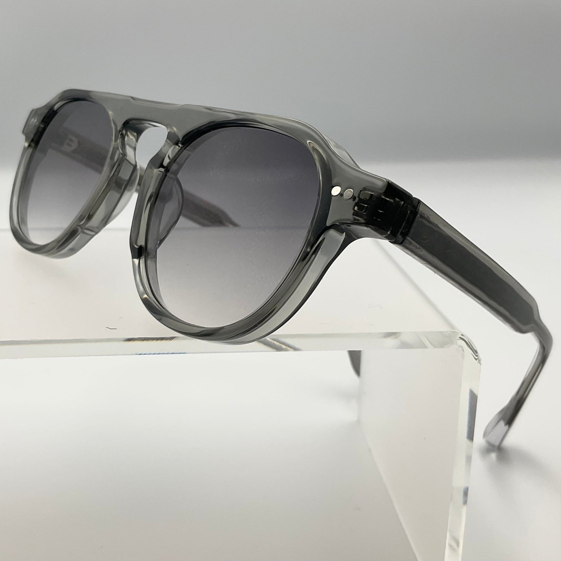 Ghost Frames - Expressive Cherry