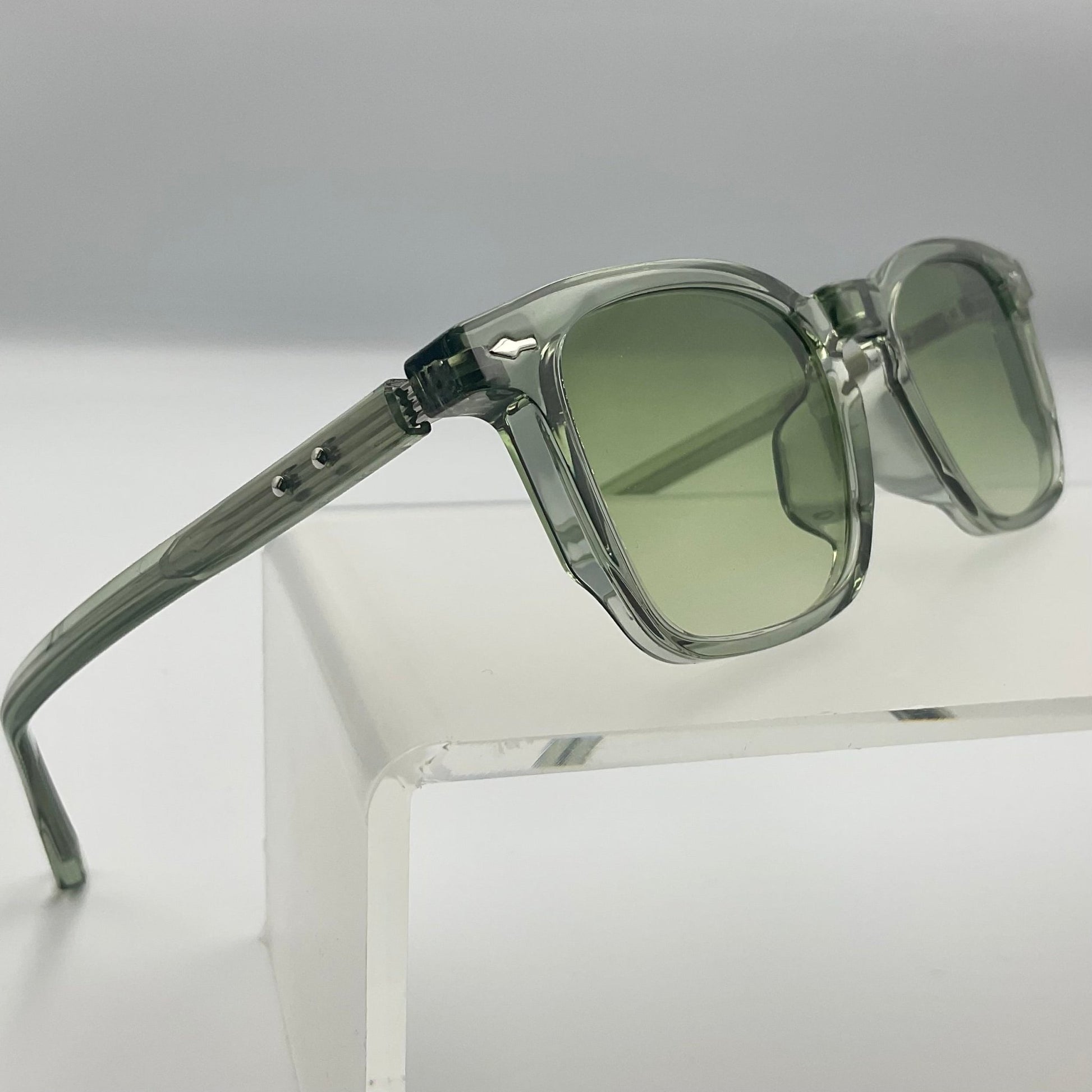 Jordan frame - Expressive Cherry