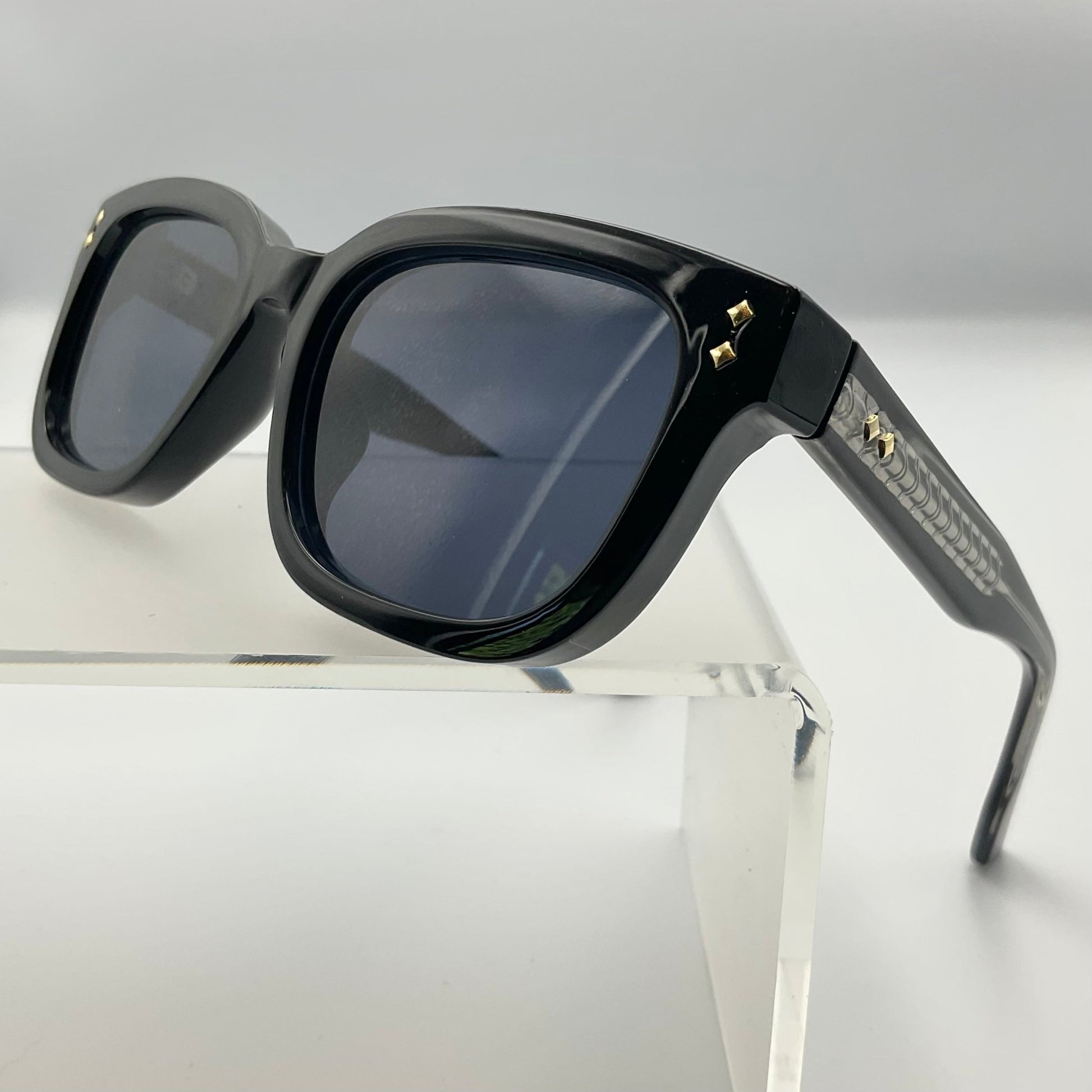 Sonny Frames - Expressive Cherry