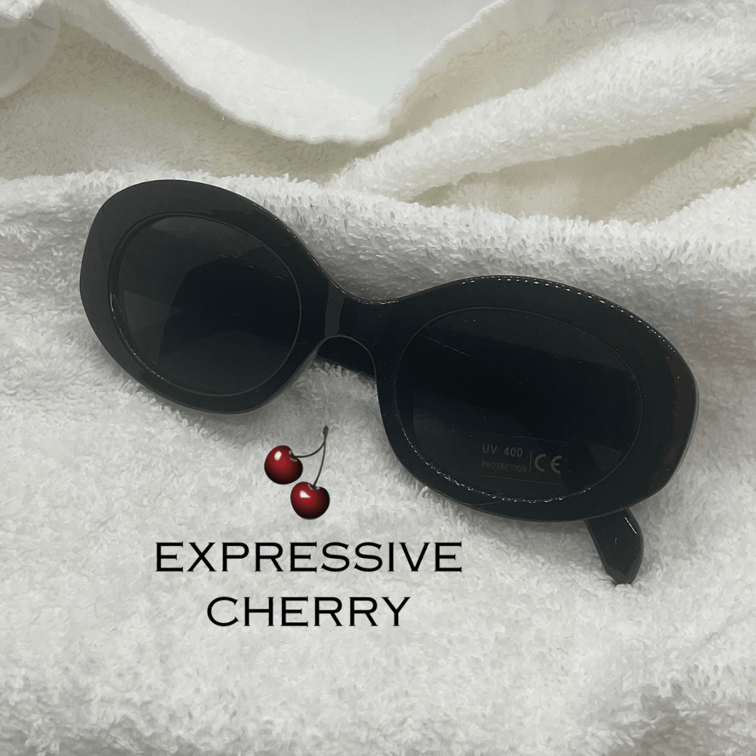 Chloe (Noir) - Expressive Cherry