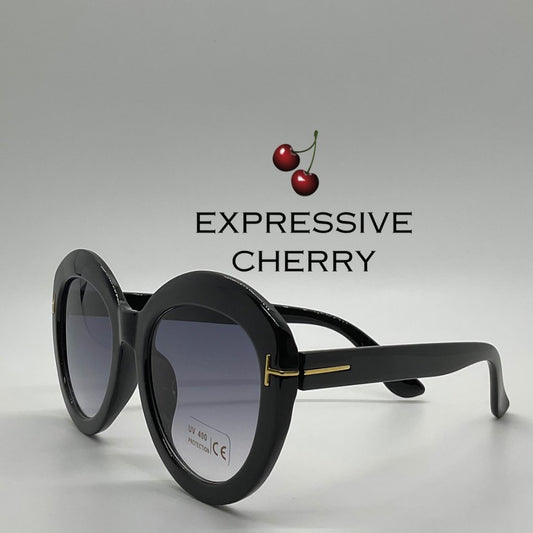 Clara - Expressive Cherry