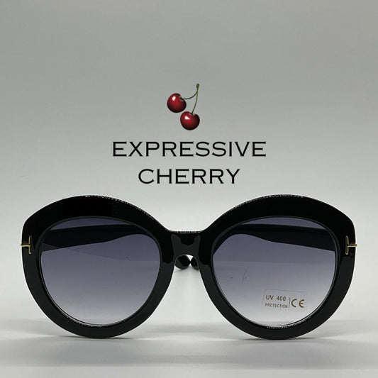 Clara - Expressive Cherry