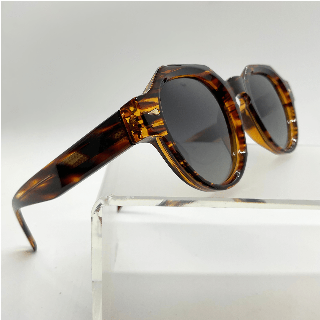 Delphine Frame (Polarised) - Expressive Cherry