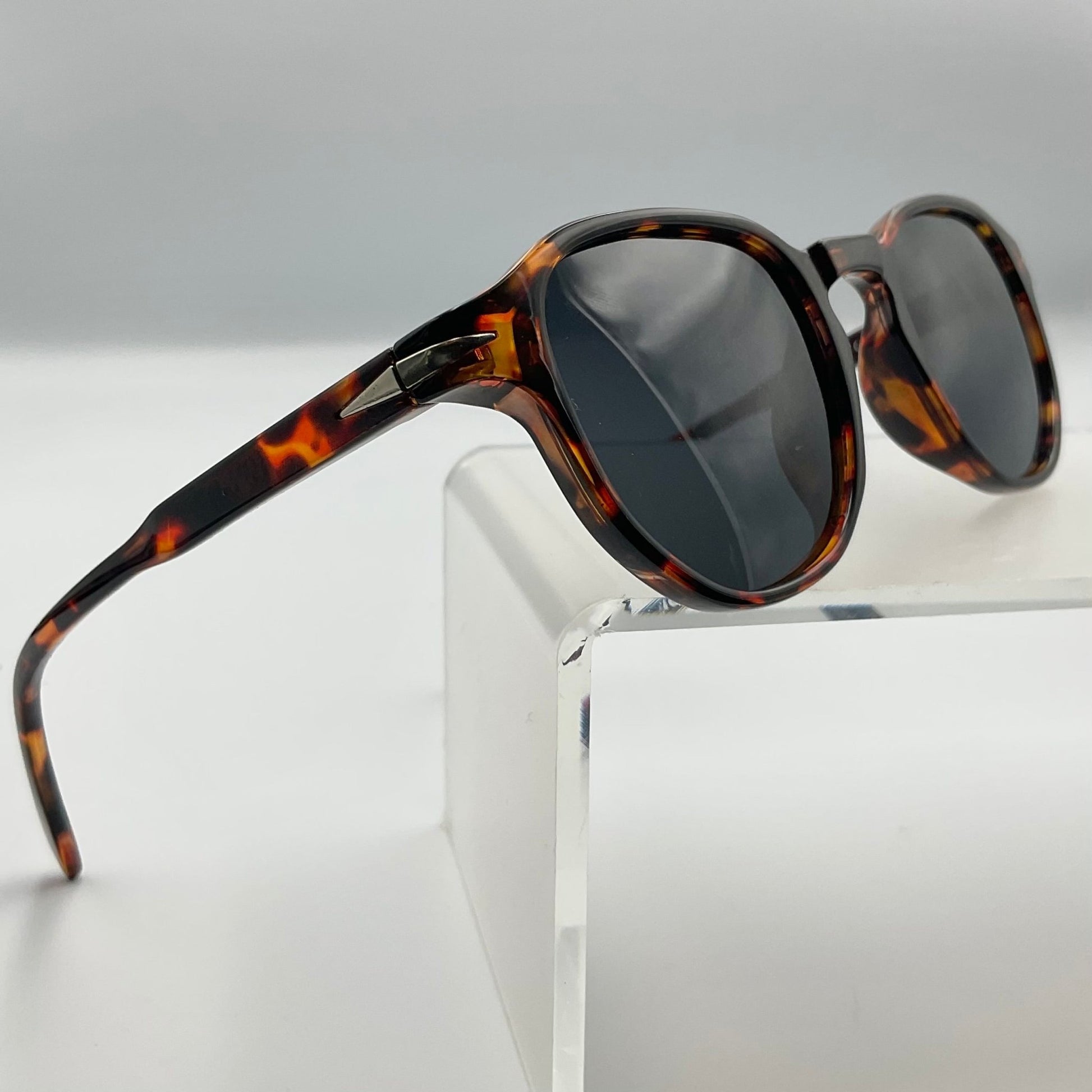 Ezra Frames - Polarised - Expressive Cherry