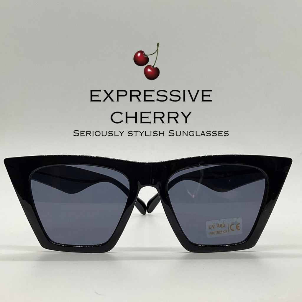 Lorna Noir - Expressive Cherry