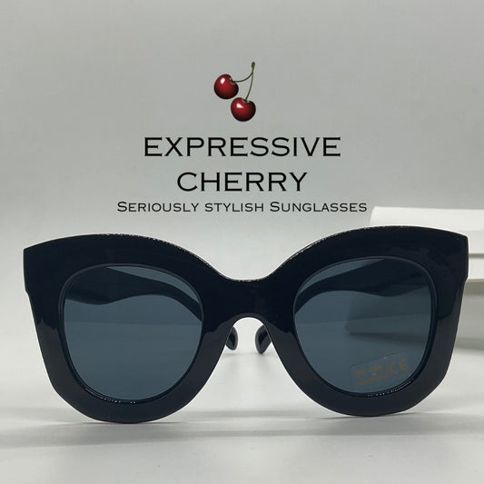 Purdy (Gloss Black) - Butterfly Sunglasses - Expressive Cherry