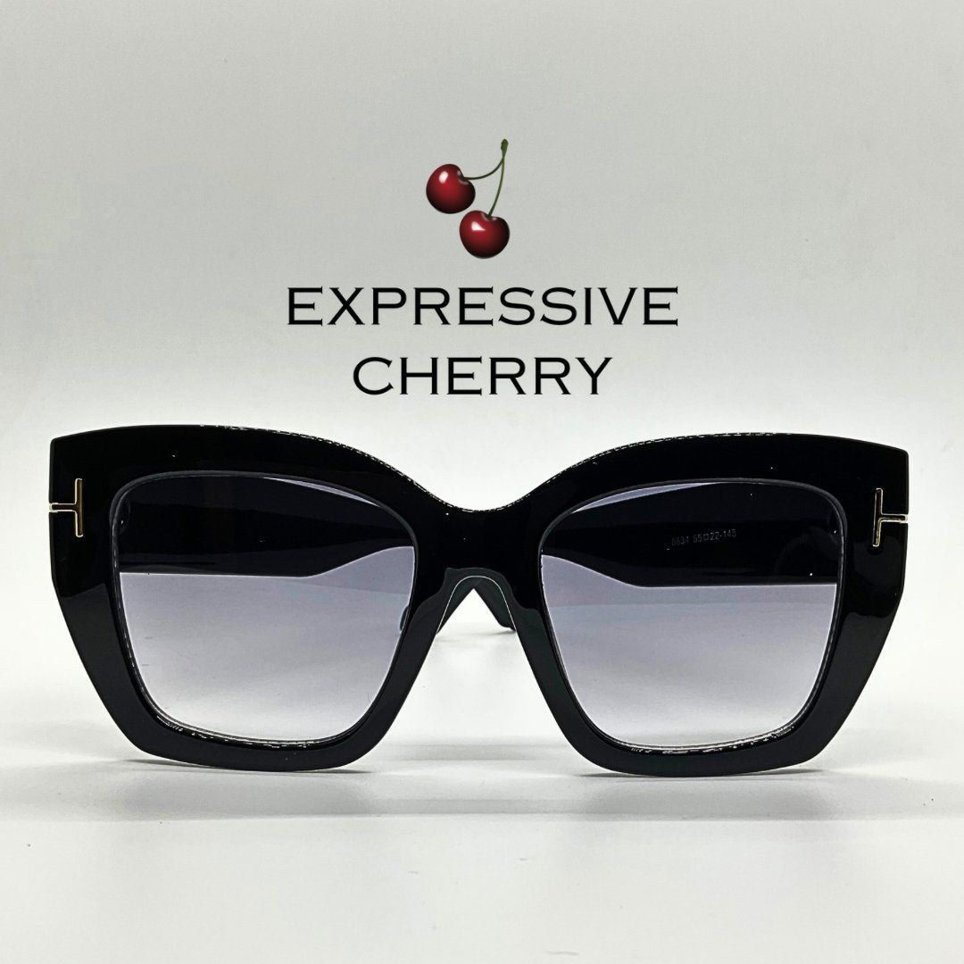 Samantha Black - Expressive Cherry