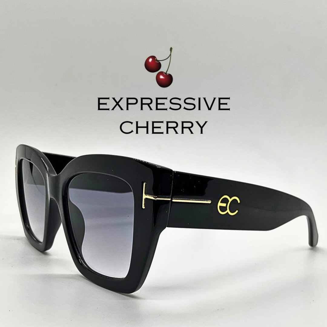 Samantha Black - Expressive Cherry