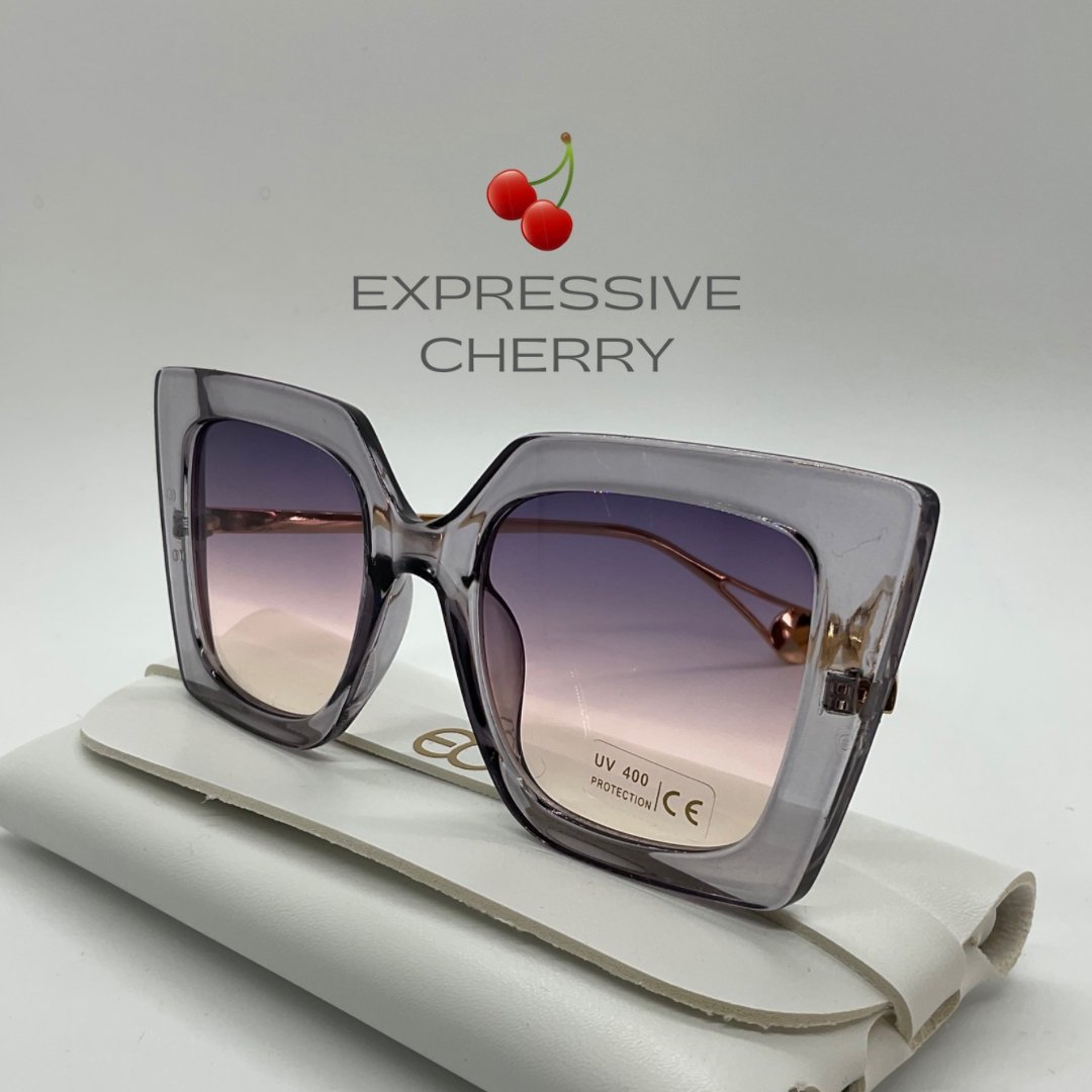 Gigi Wisteria - Expressive Cherry