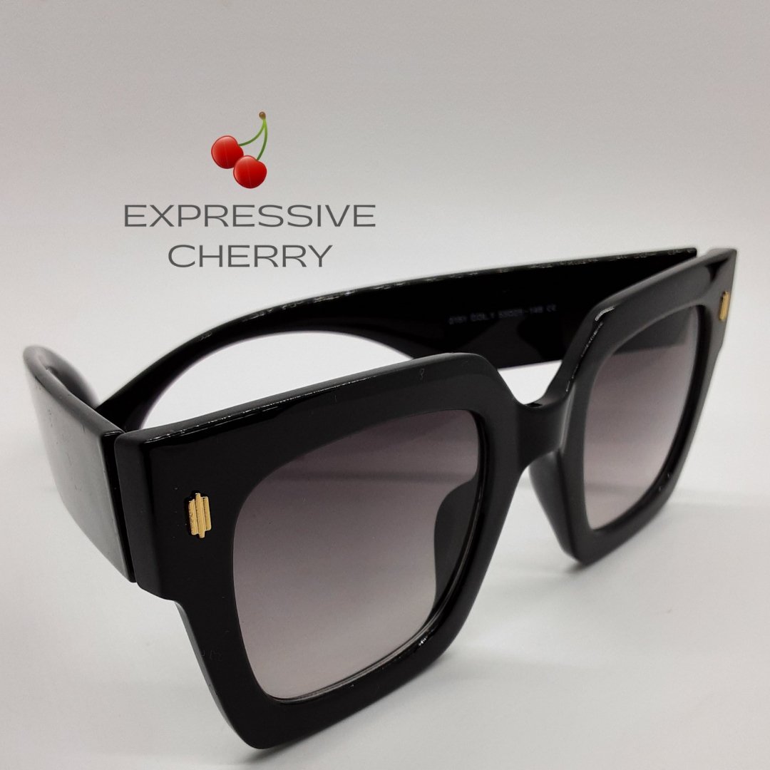 Pamela (Black) - Oversized Sunglasses - Expressive Cherry